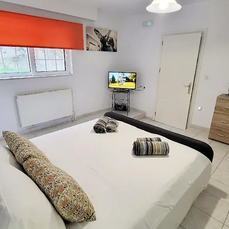 Apartment Helios Houses - *